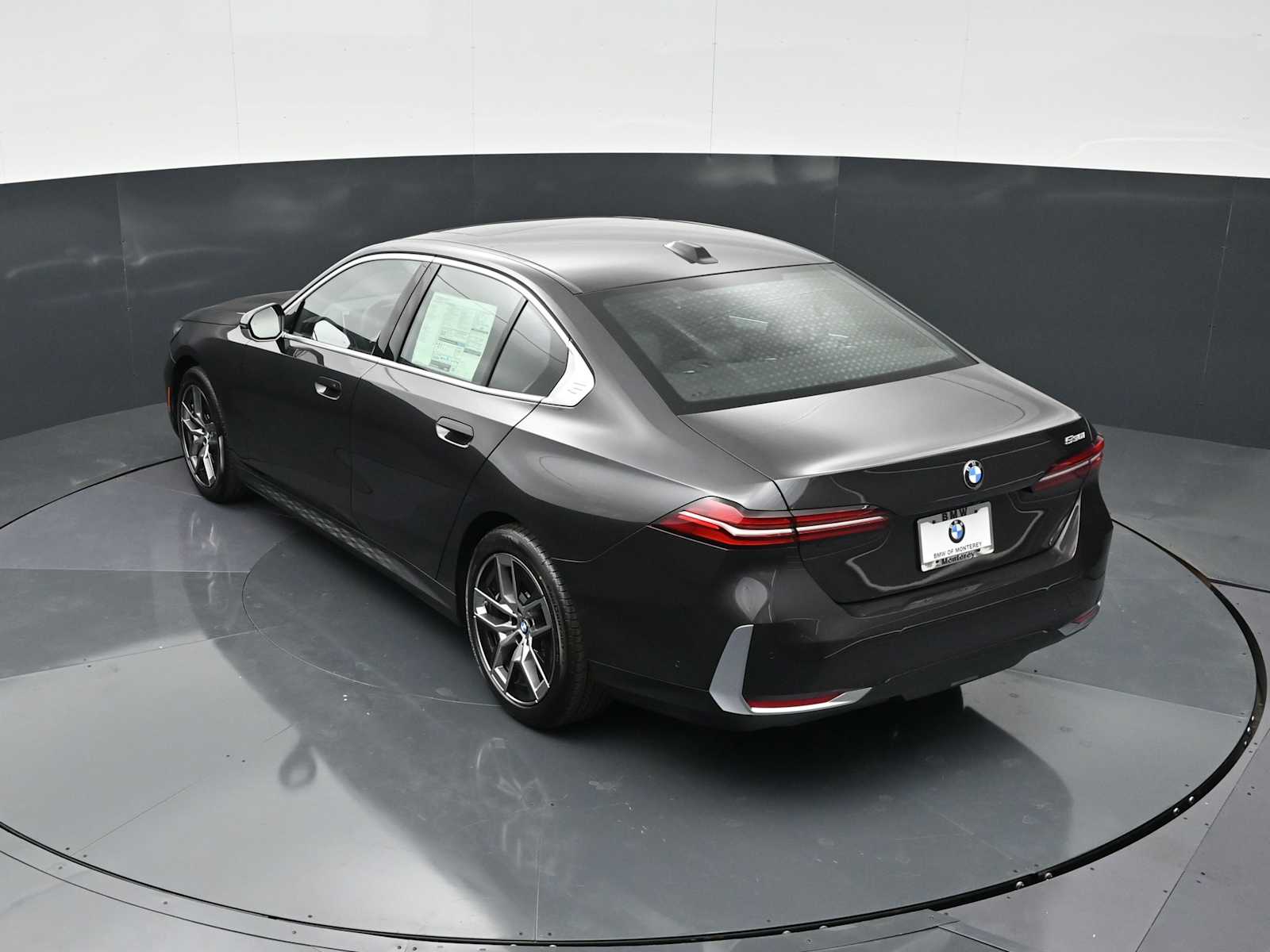 Thumbnail: 2026 BMW 5 Series - 23