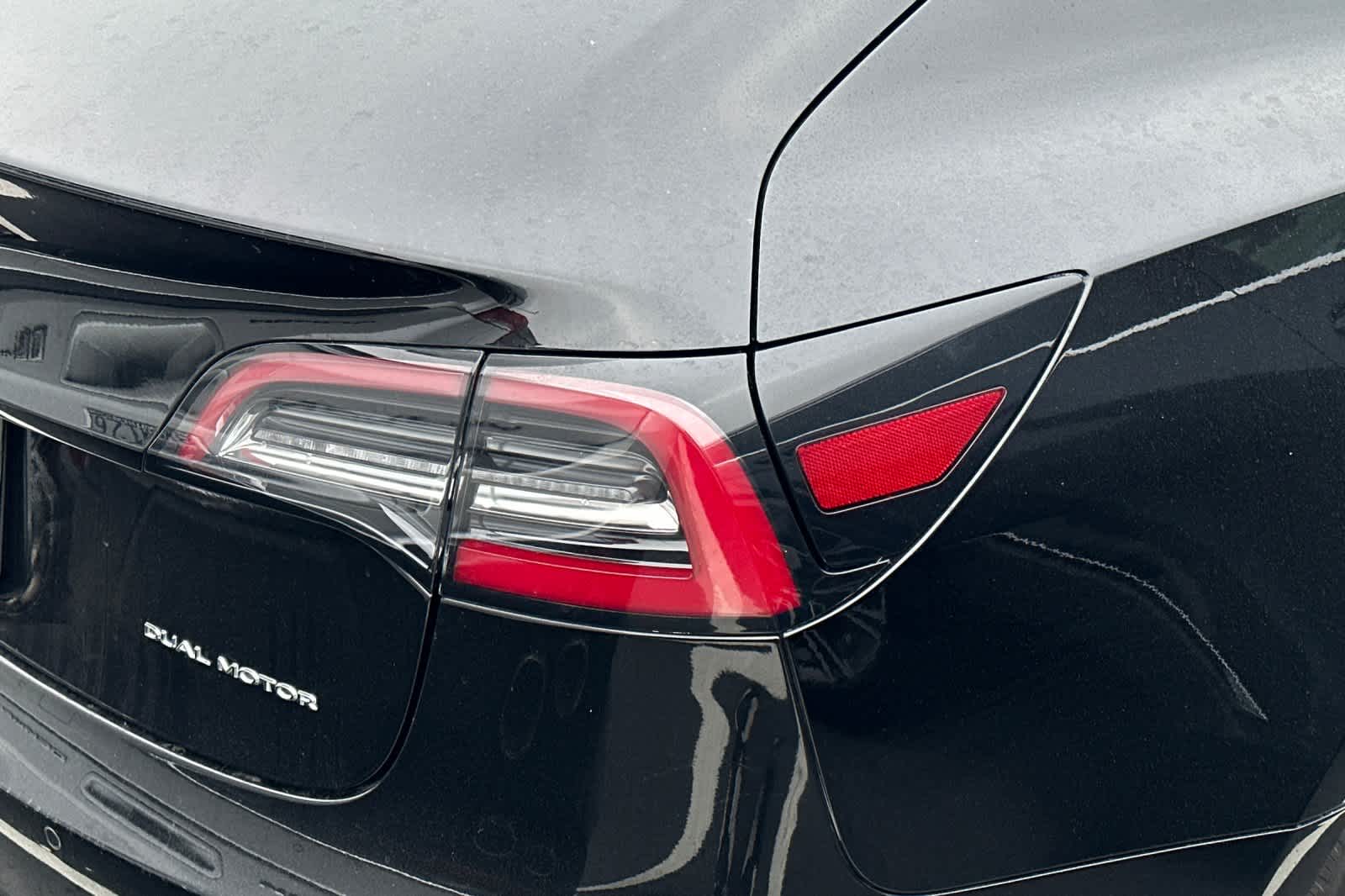Thumbnail: 2019 Tesla Model 3 - 14