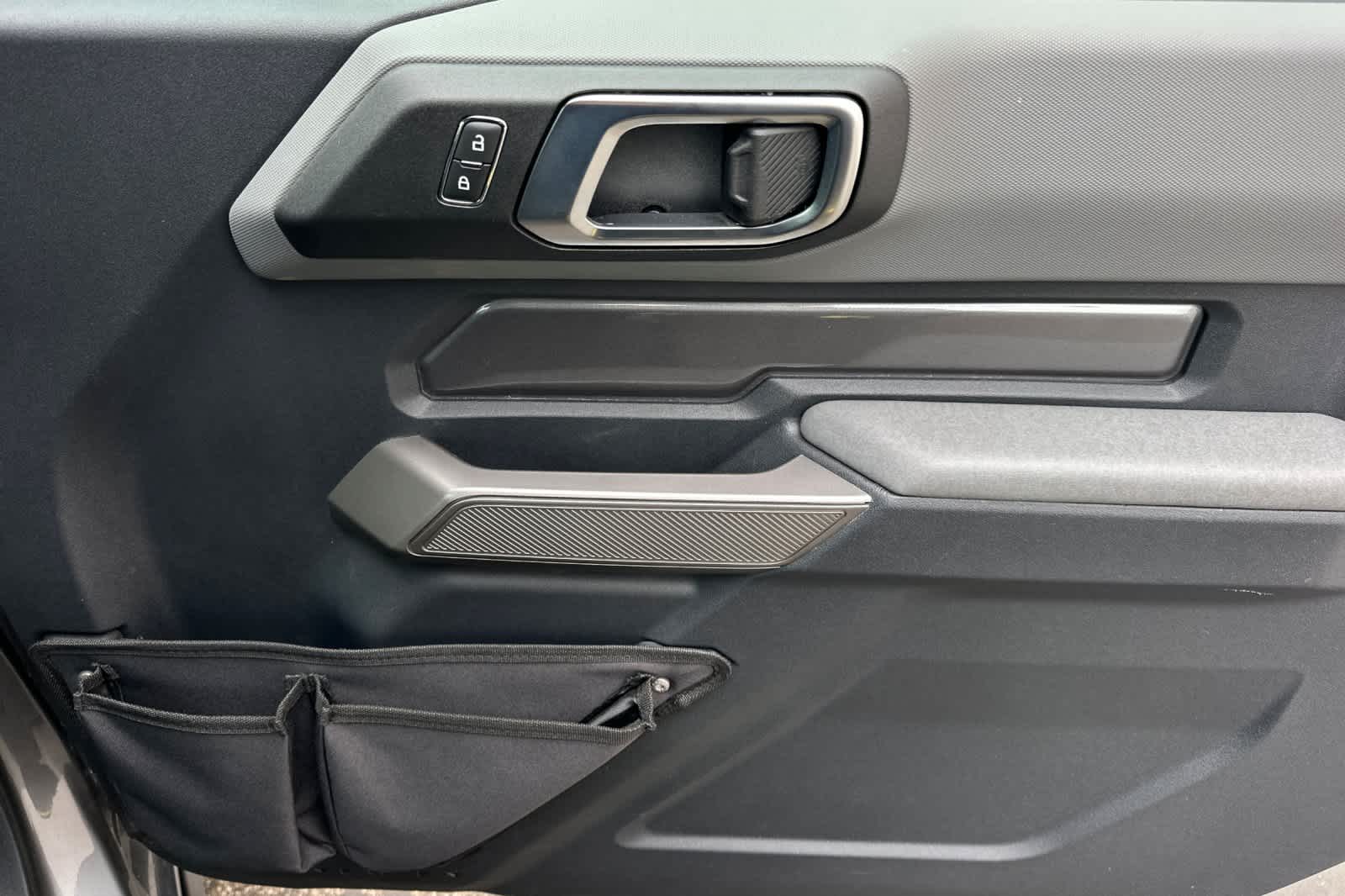 Thumbnail: 2021 Ford Bronco - 16
