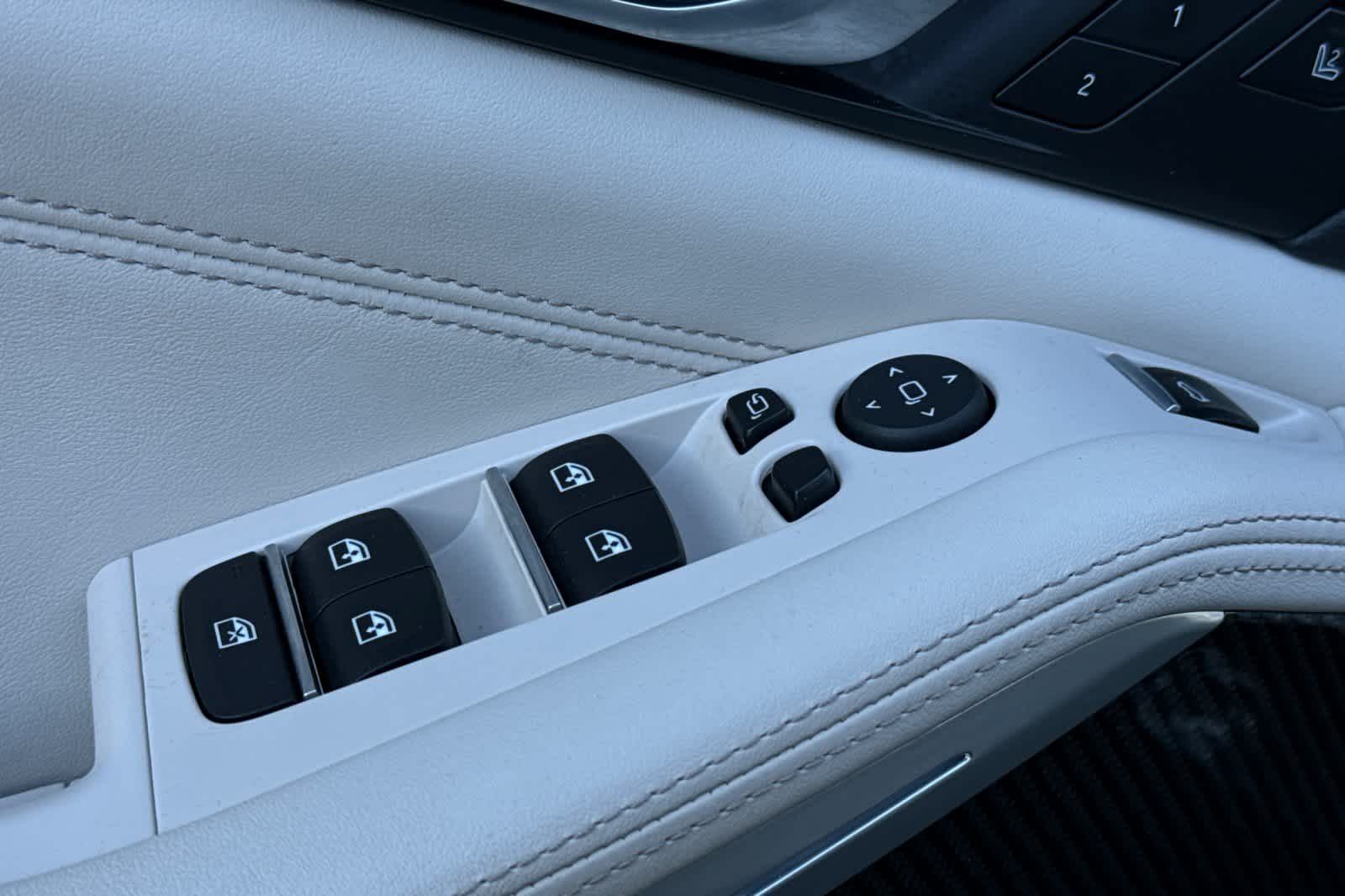 Thumbnail: 2023 BMW X5 - 15