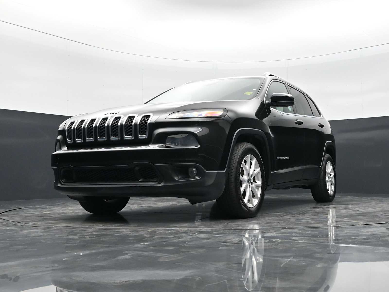 Thumbnail: 2014 Jeep Cherokee - 20