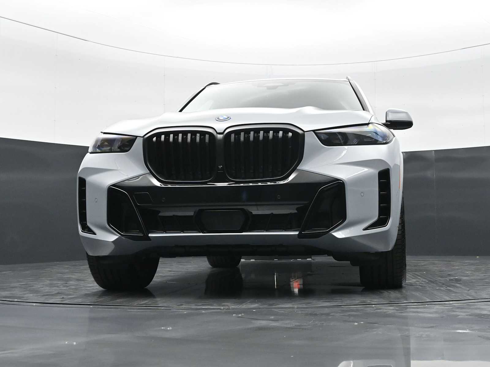 Thumbnail: 2026 BMW X5 - 26