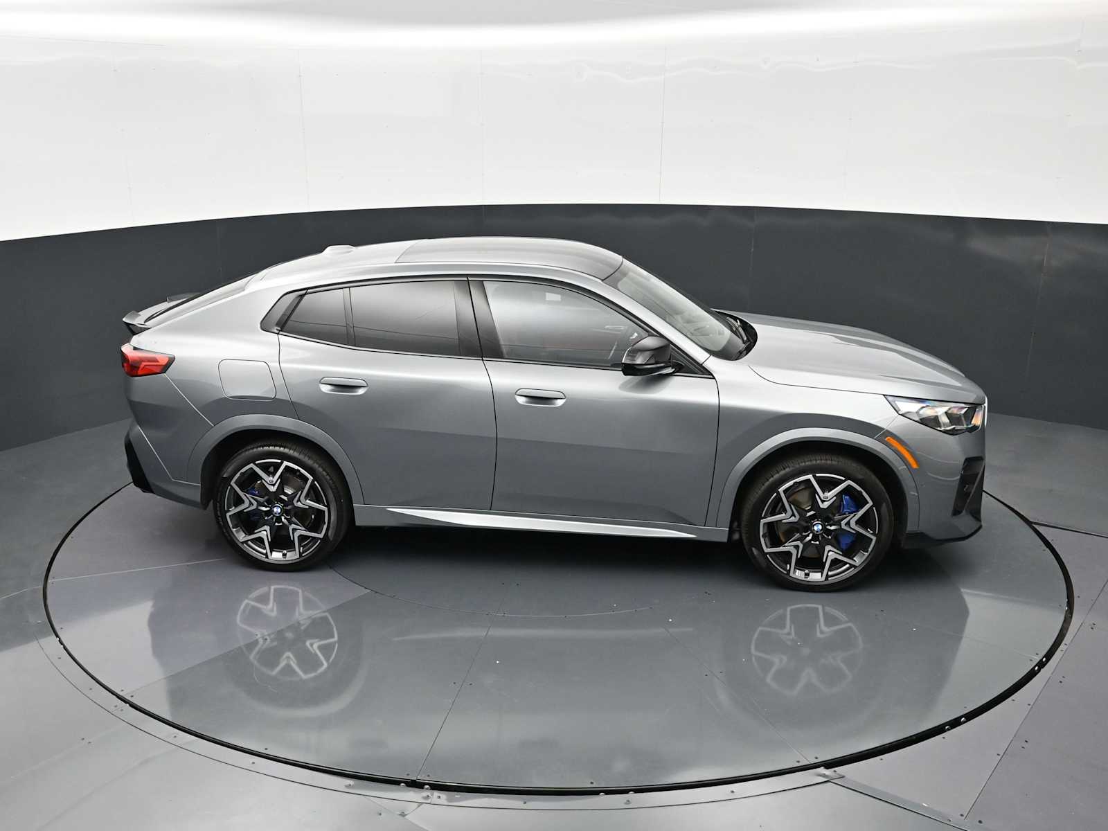 Thumbnail: 2025 BMW X2 - 20