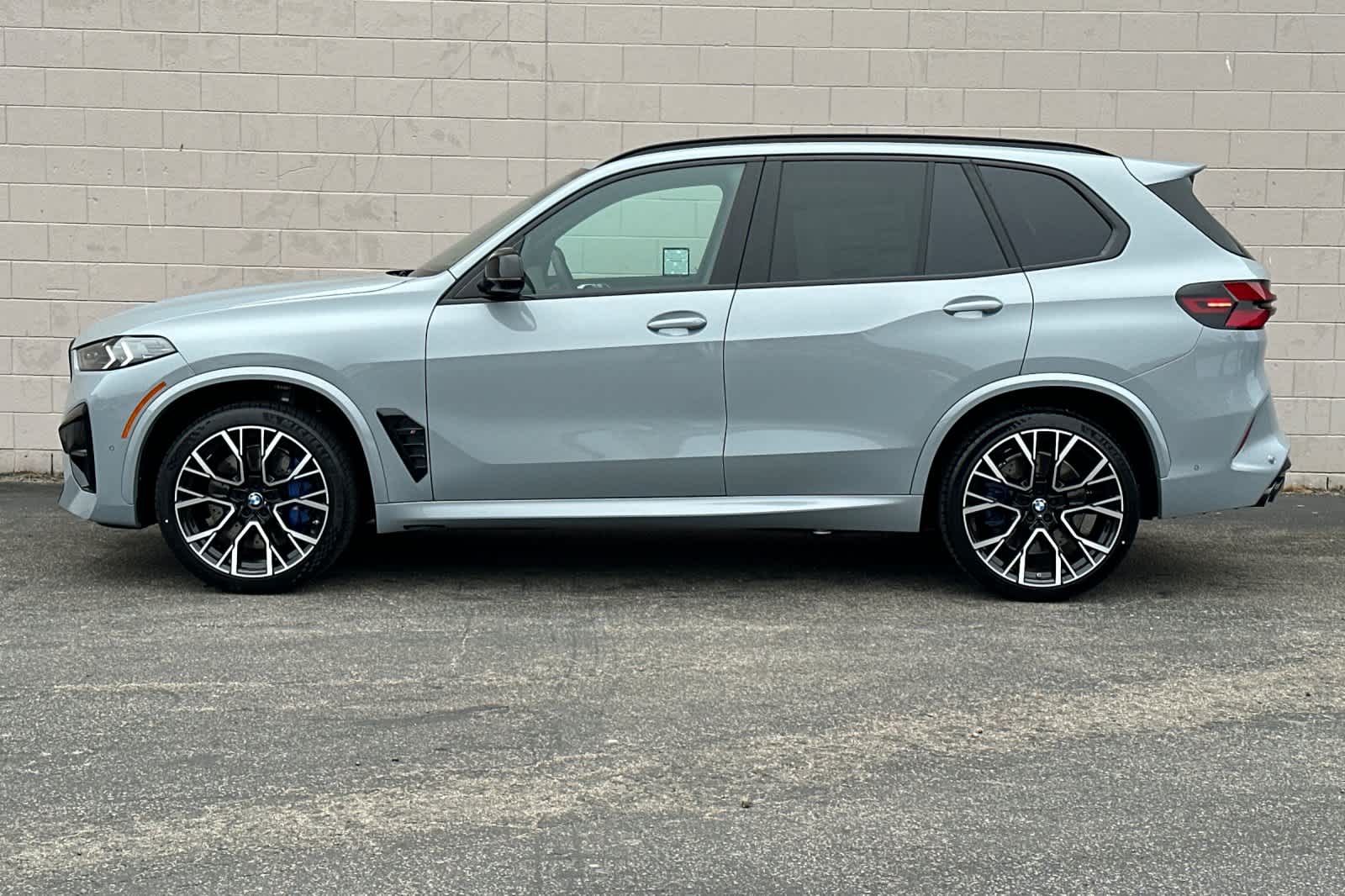 Thumbnail: 2026 BMW X5 - 5