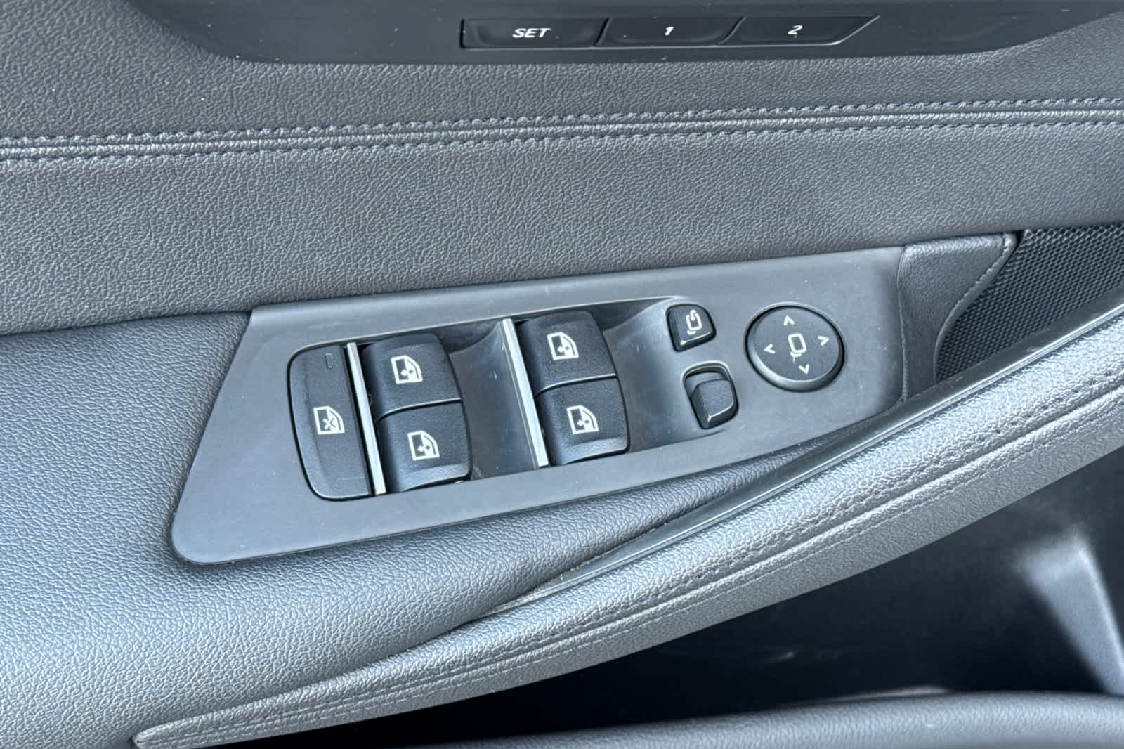 Thumbnail: 2020 BMW 5 Series - 13