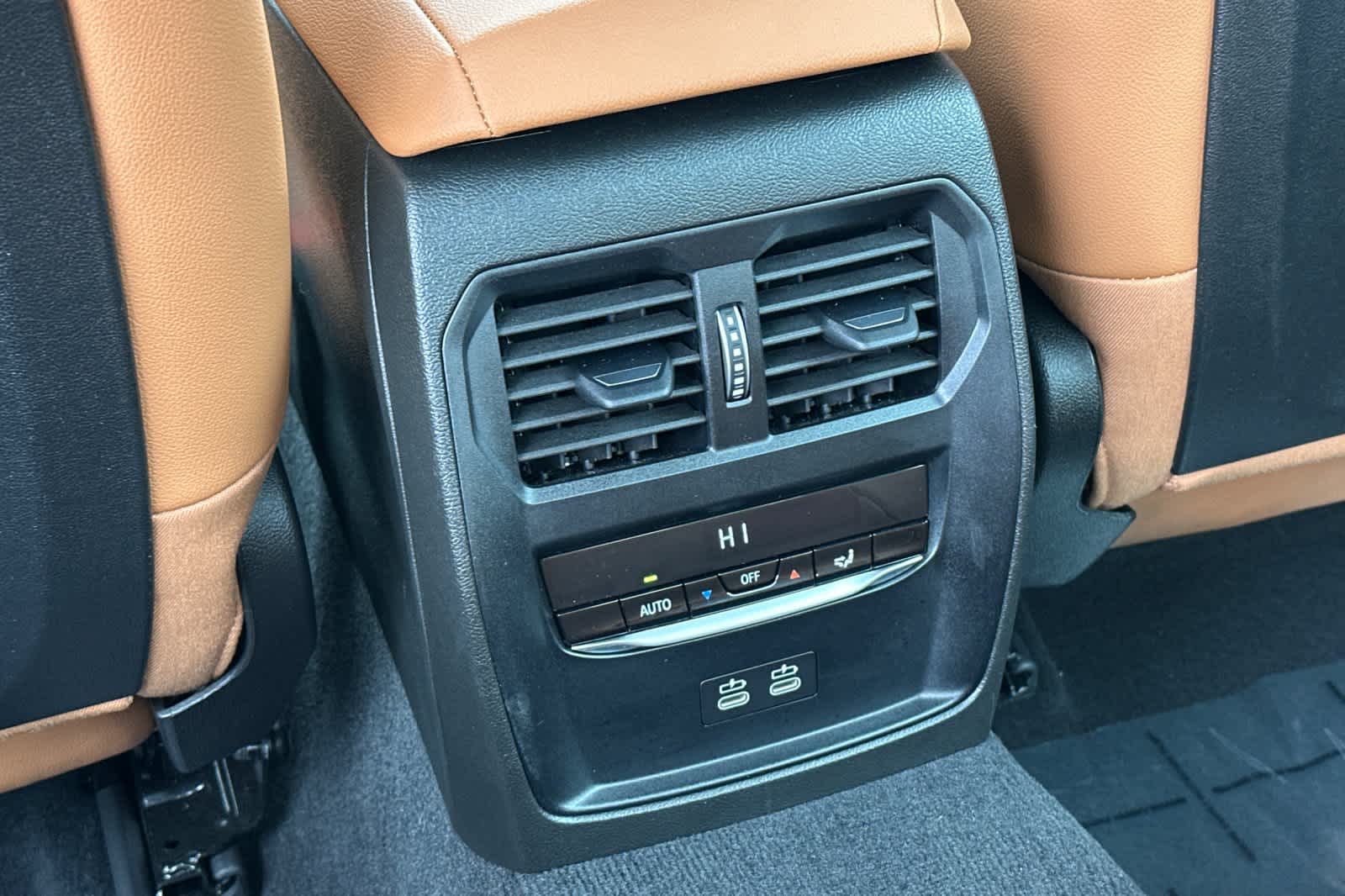 Thumbnail: 2025 BMW 3 Series - 14