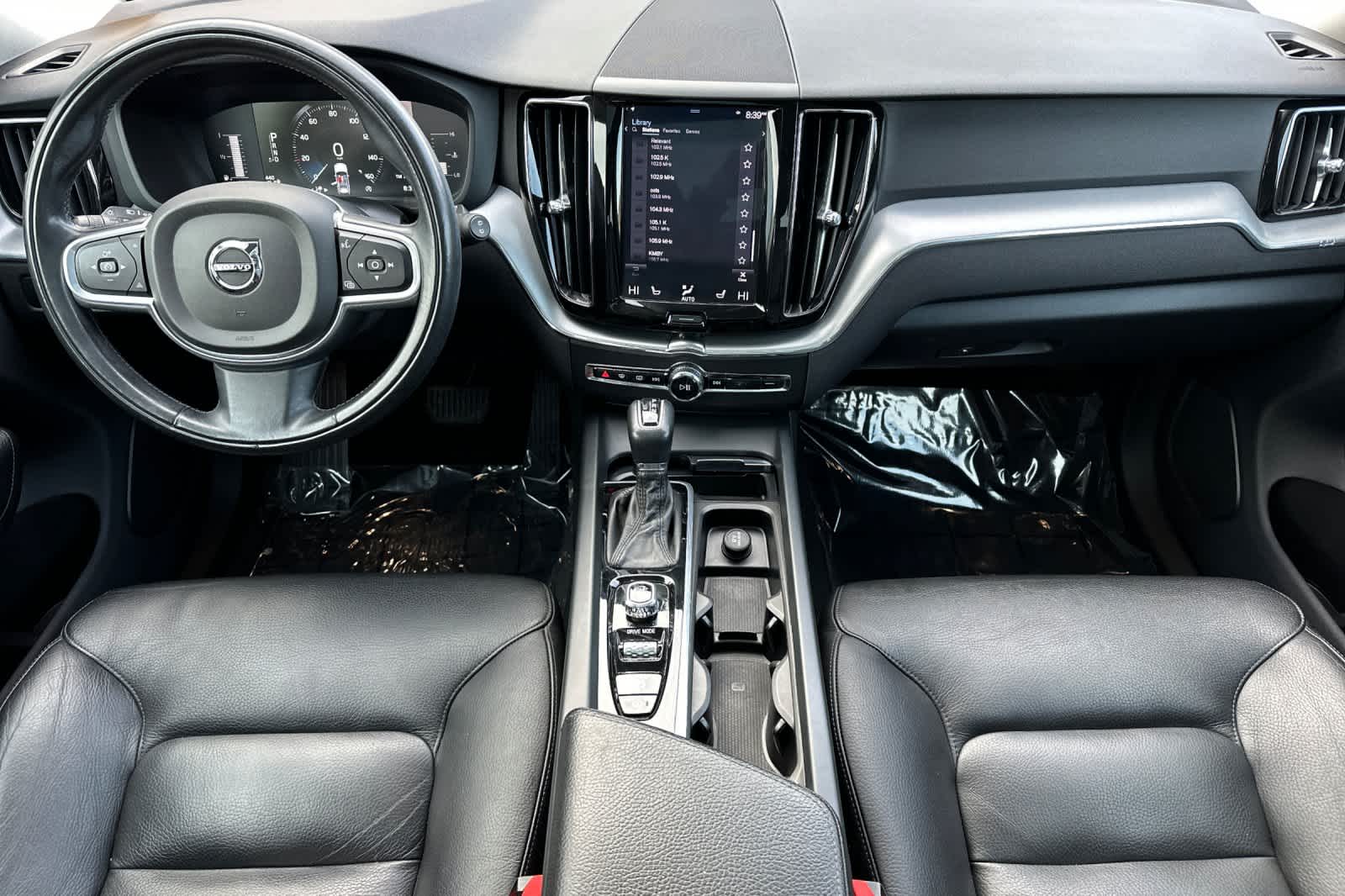 Thumbnail: 2018 Volvo XC60 - 3