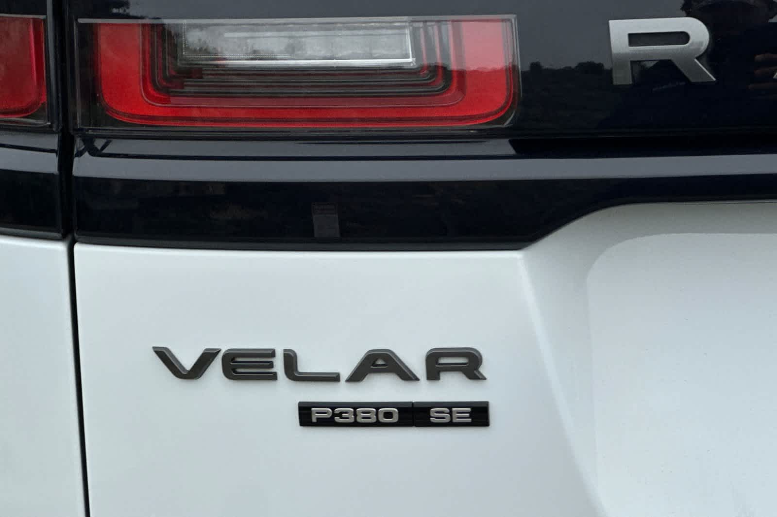 Thumbnail: 2018 Land Rover Range Rover Velar - 34