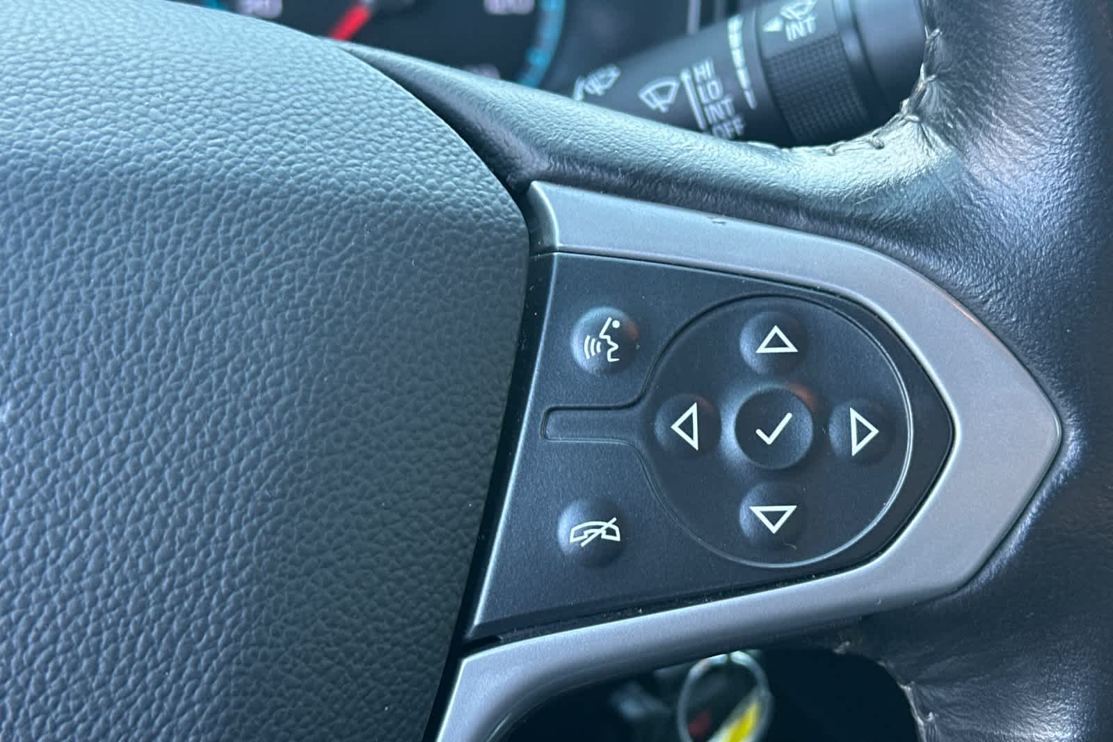 Thumbnail: 2022 Chevrolet Colorado - 27