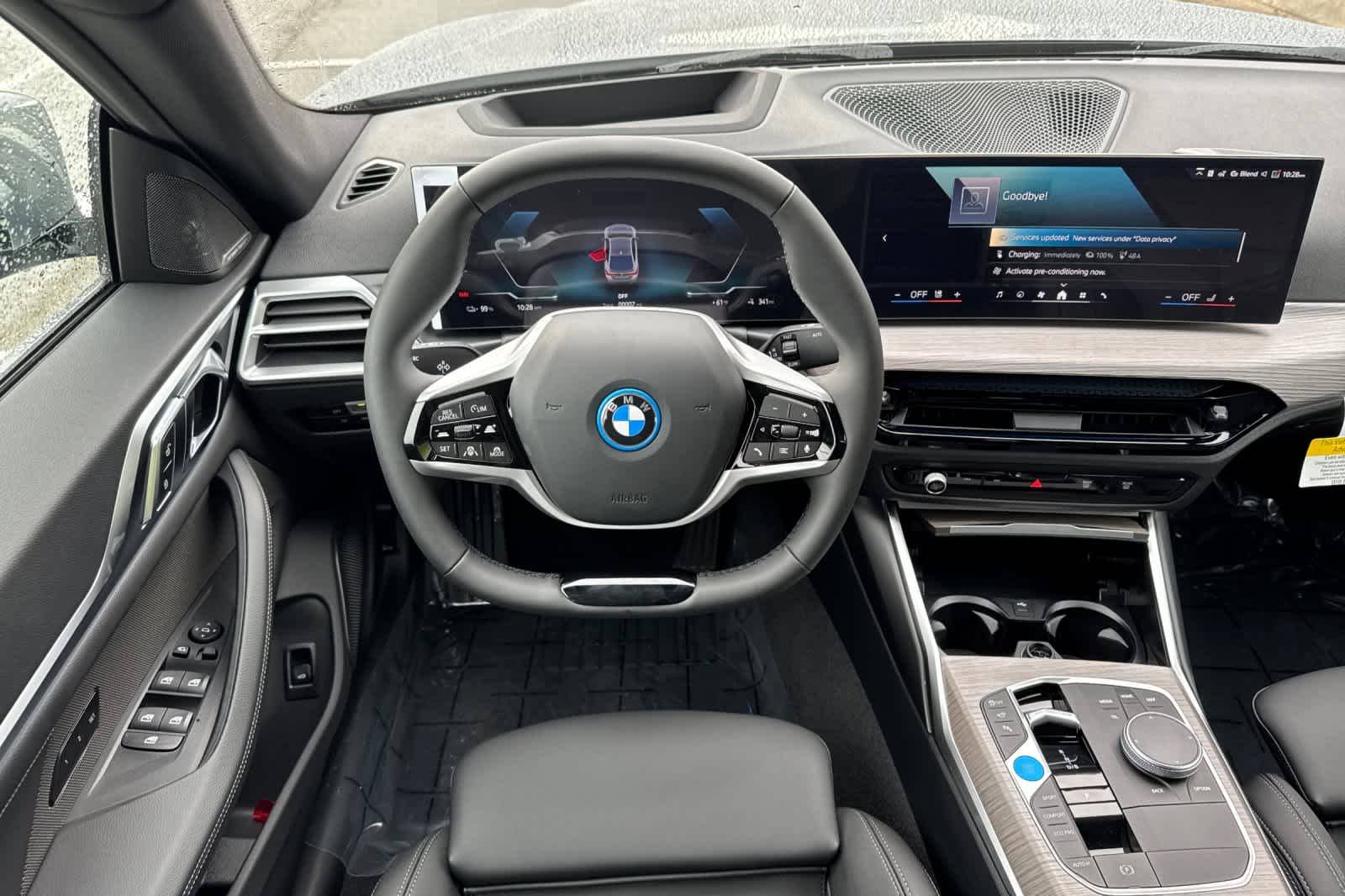 Thumbnail: 2025 BMW i4 - 15