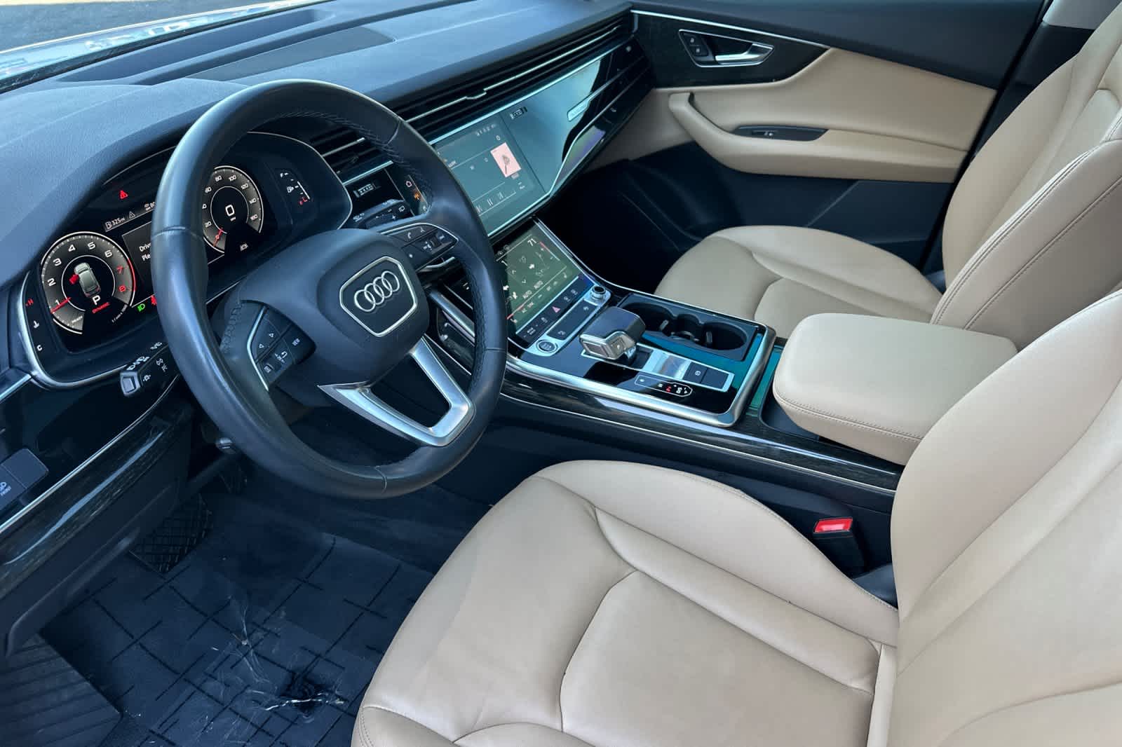 Thumbnail: 2022 Audi Q7 - 11