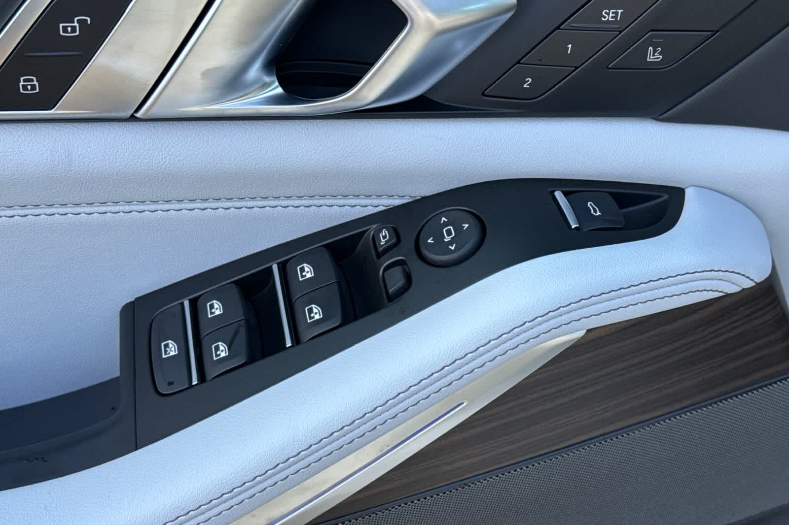 Thumbnail: 2026 BMW X5 - 14