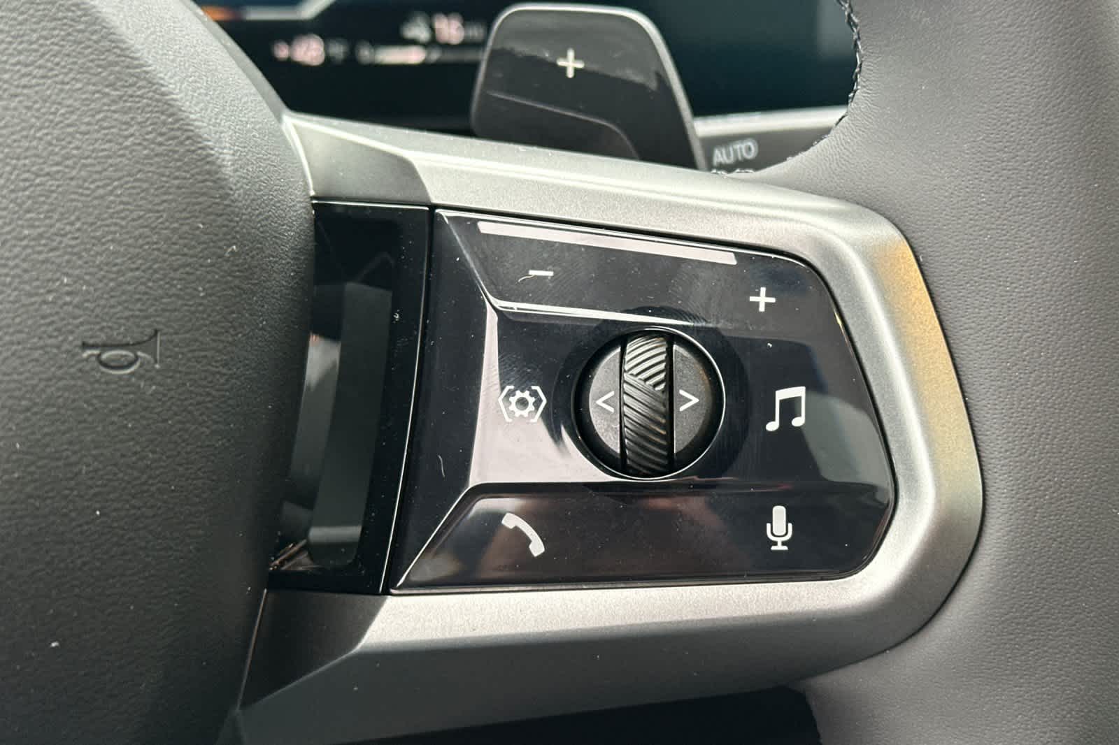 Thumbnail: 2026 BMW 5 Series - 29