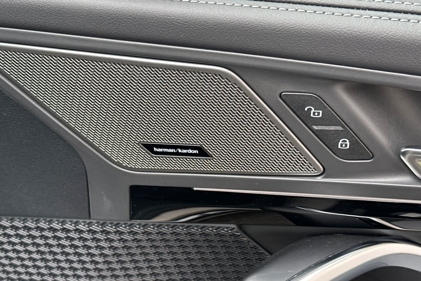 Thumbnail: 2026 BMW X1 - 20