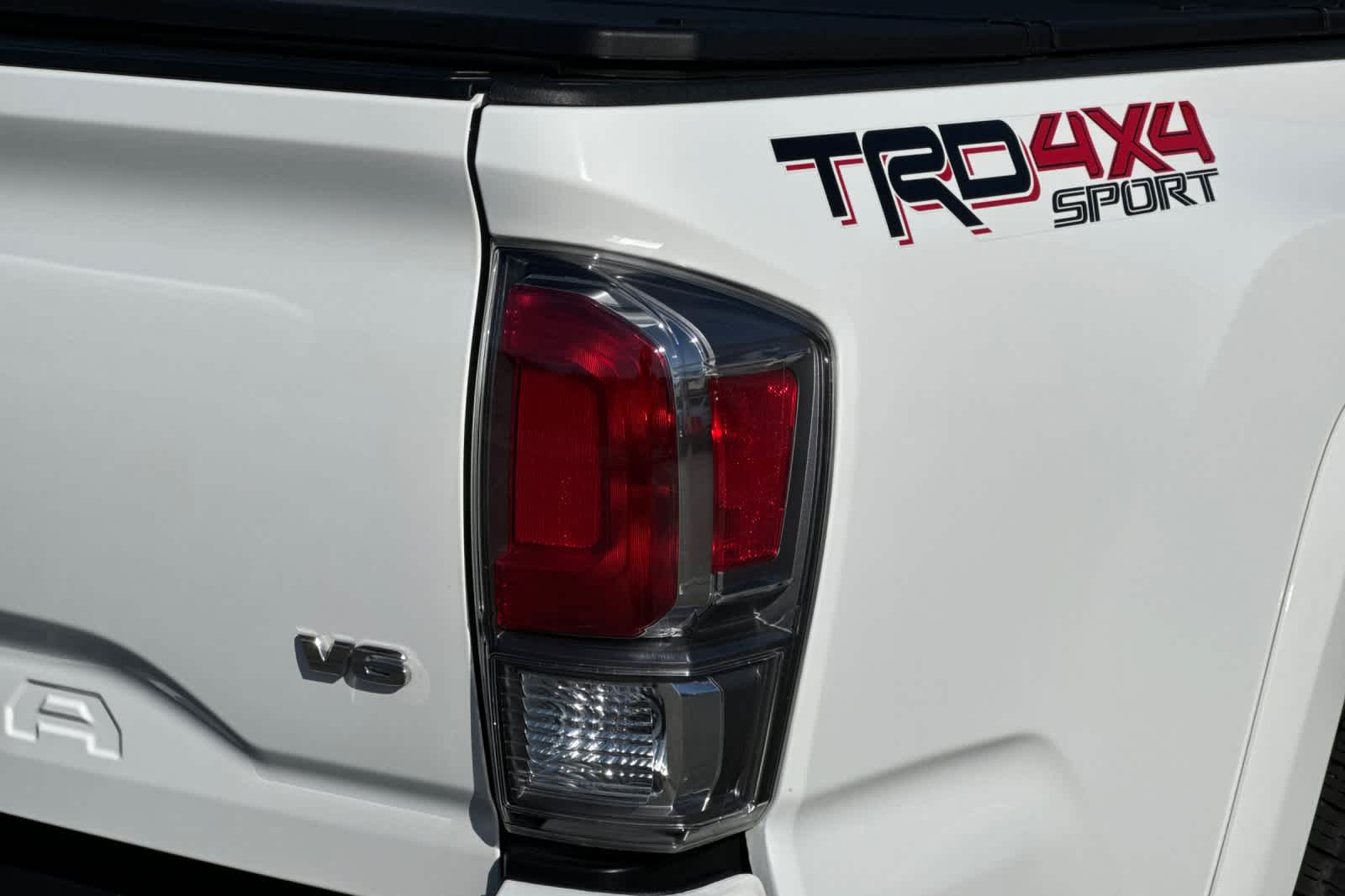 Thumbnail: 2023 Toyota Tacoma - 28