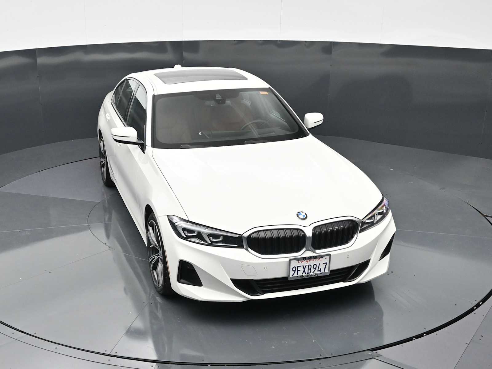 2023 BMW 3 Series 330i - Photo 19