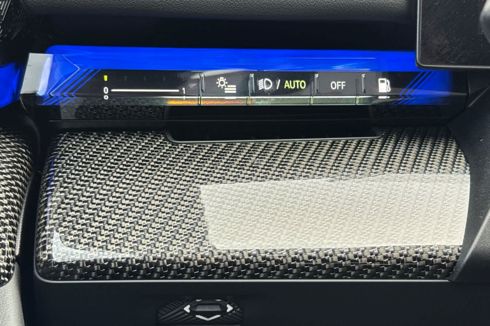 Thumbnail: 2025 BMW M5 - 30