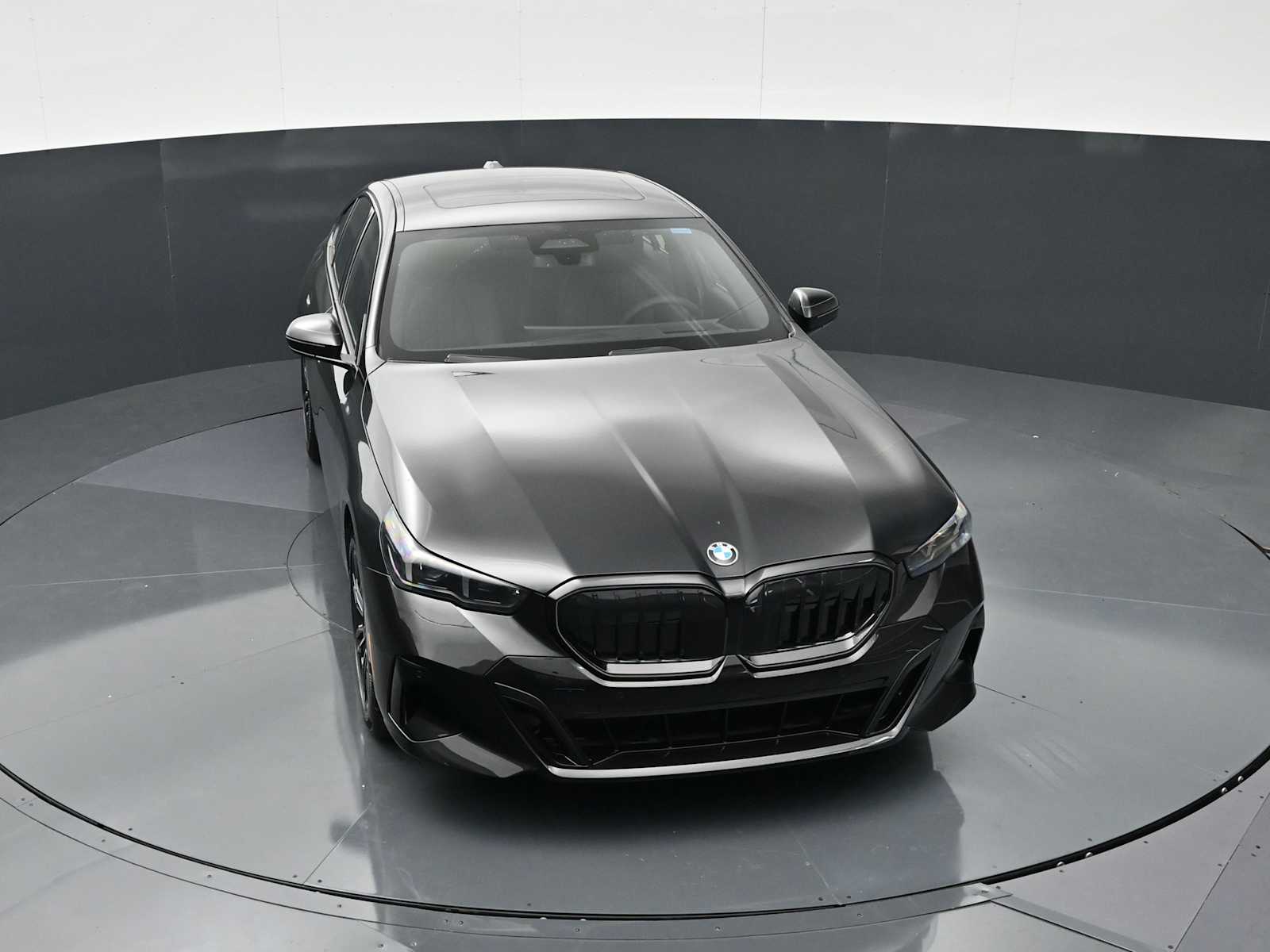 Thumbnail: 2026 BMW 5 Series - 19