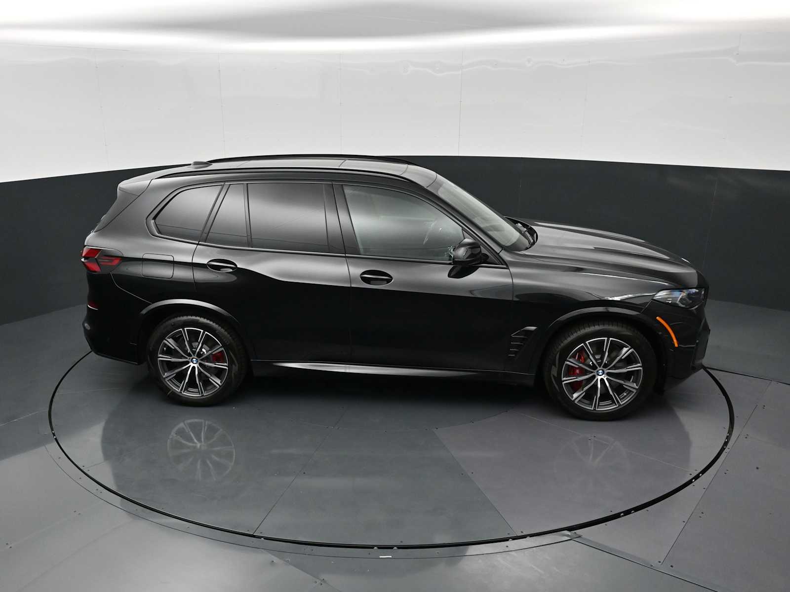 Thumbnail: 2026 BMW X5 - 20