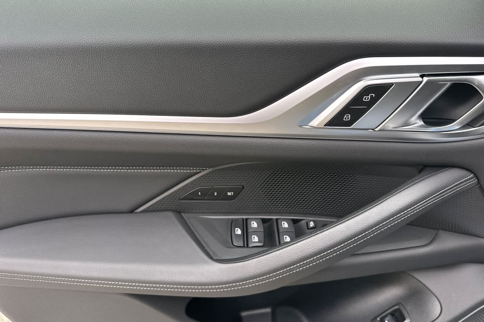 Thumbnail: 2023 BMW i4 - 12