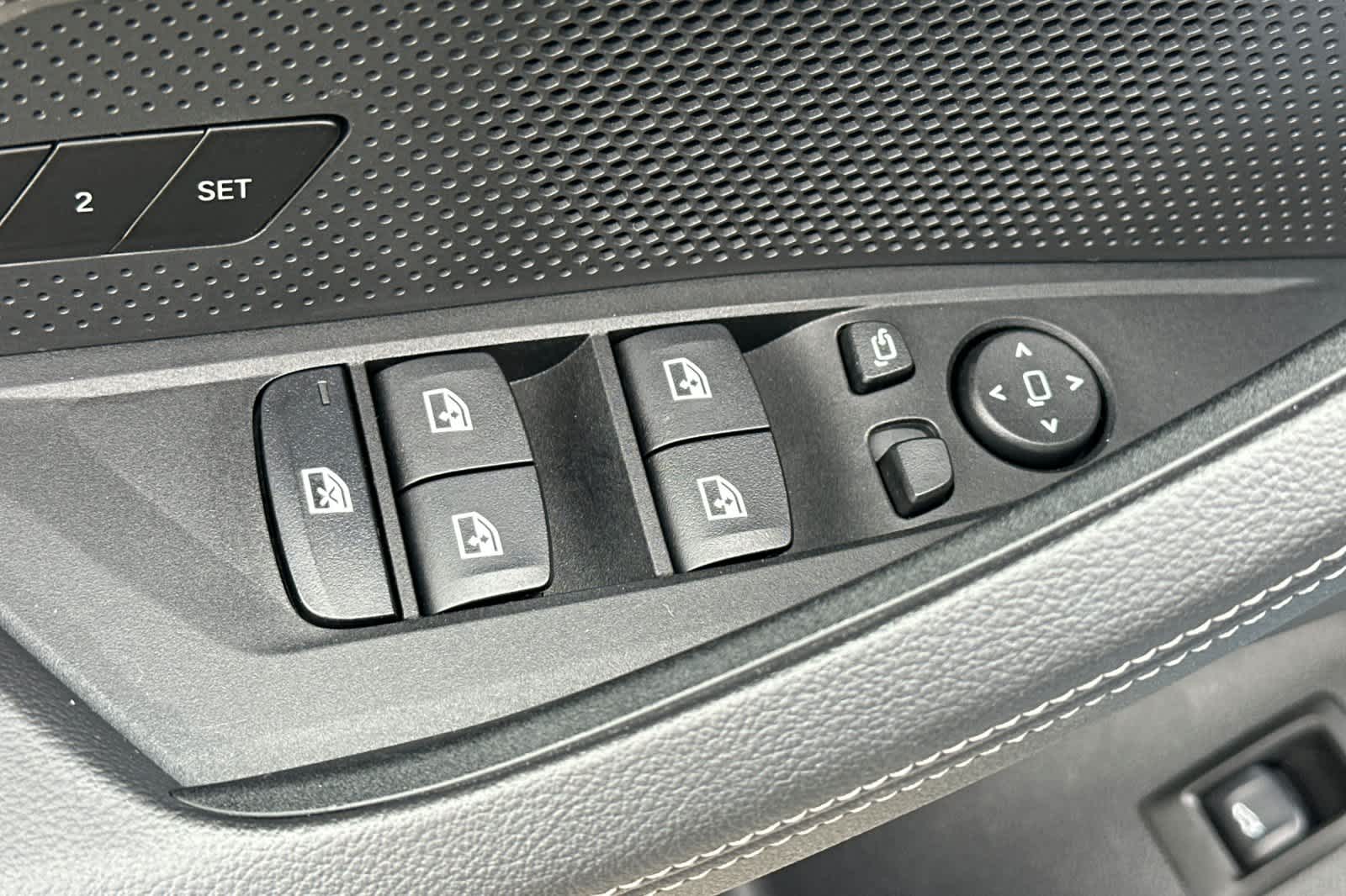 Thumbnail: 2023 BMW i4 - 13