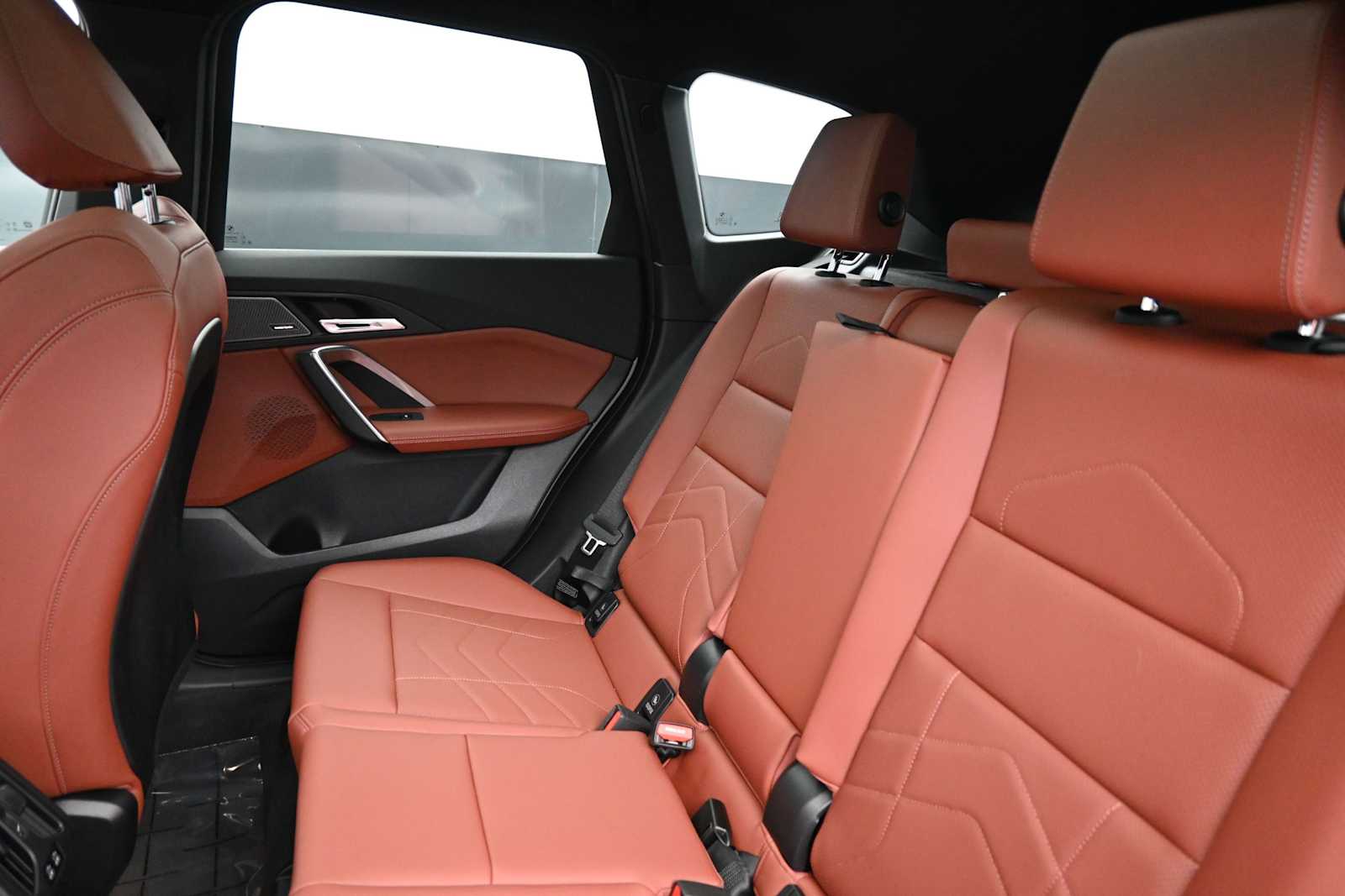 2026 BMW X1 28i - Photo 14