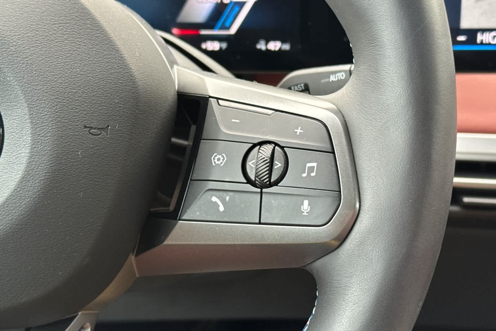 Thumbnail: 2025 BMW iX - 29