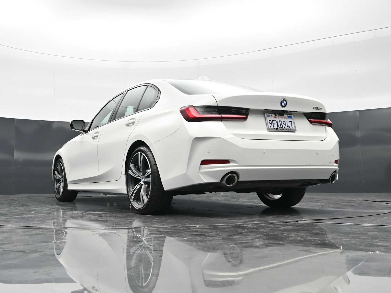 2023 BMW 3 Series 330i - Photo 31