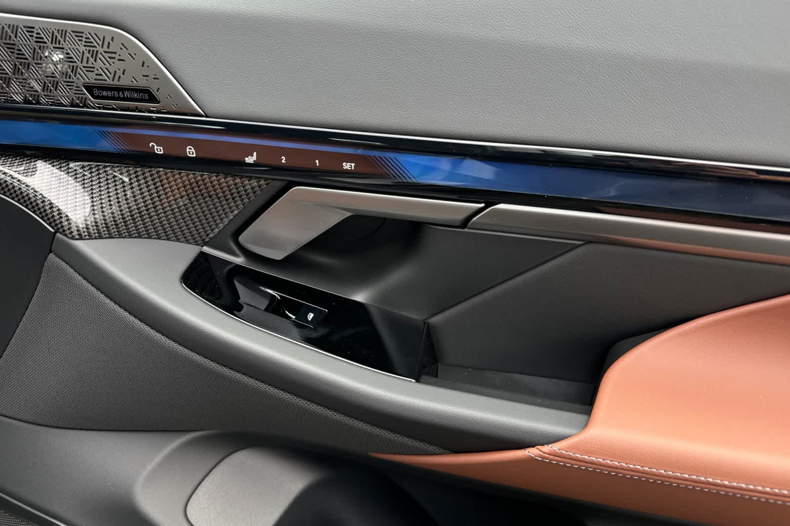 Thumbnail: 2025 BMW i5 - 18