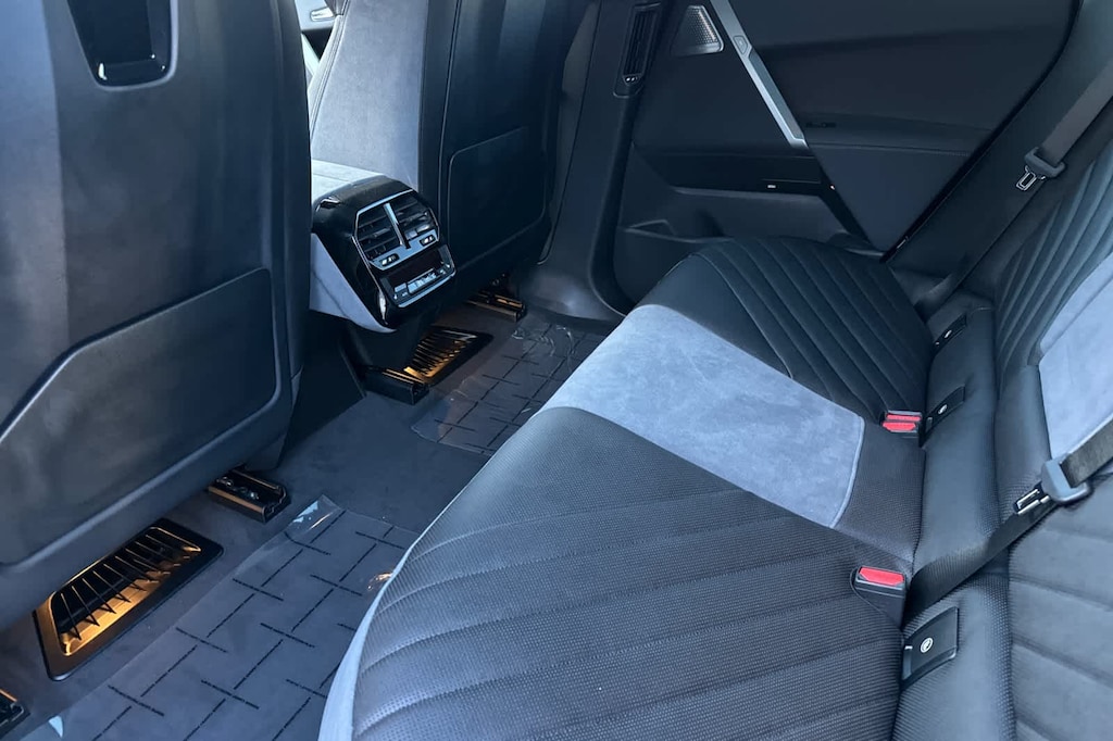 New 2026 BMW iX xDrive60 SUV