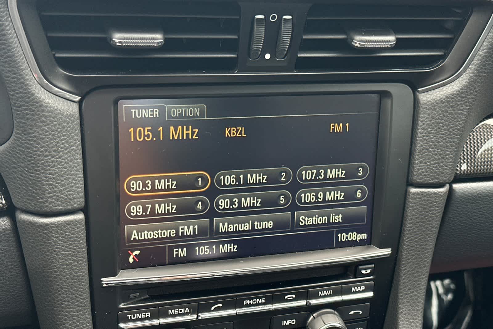 Thumbnail: 2016 Porsche 911 - 17