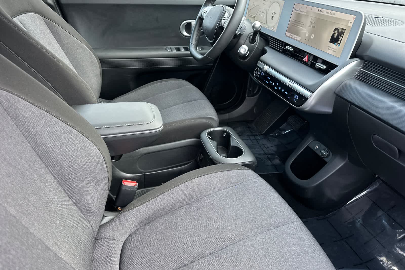 Thumbnail: 2024 Hyundai Ioniq 5 - 17