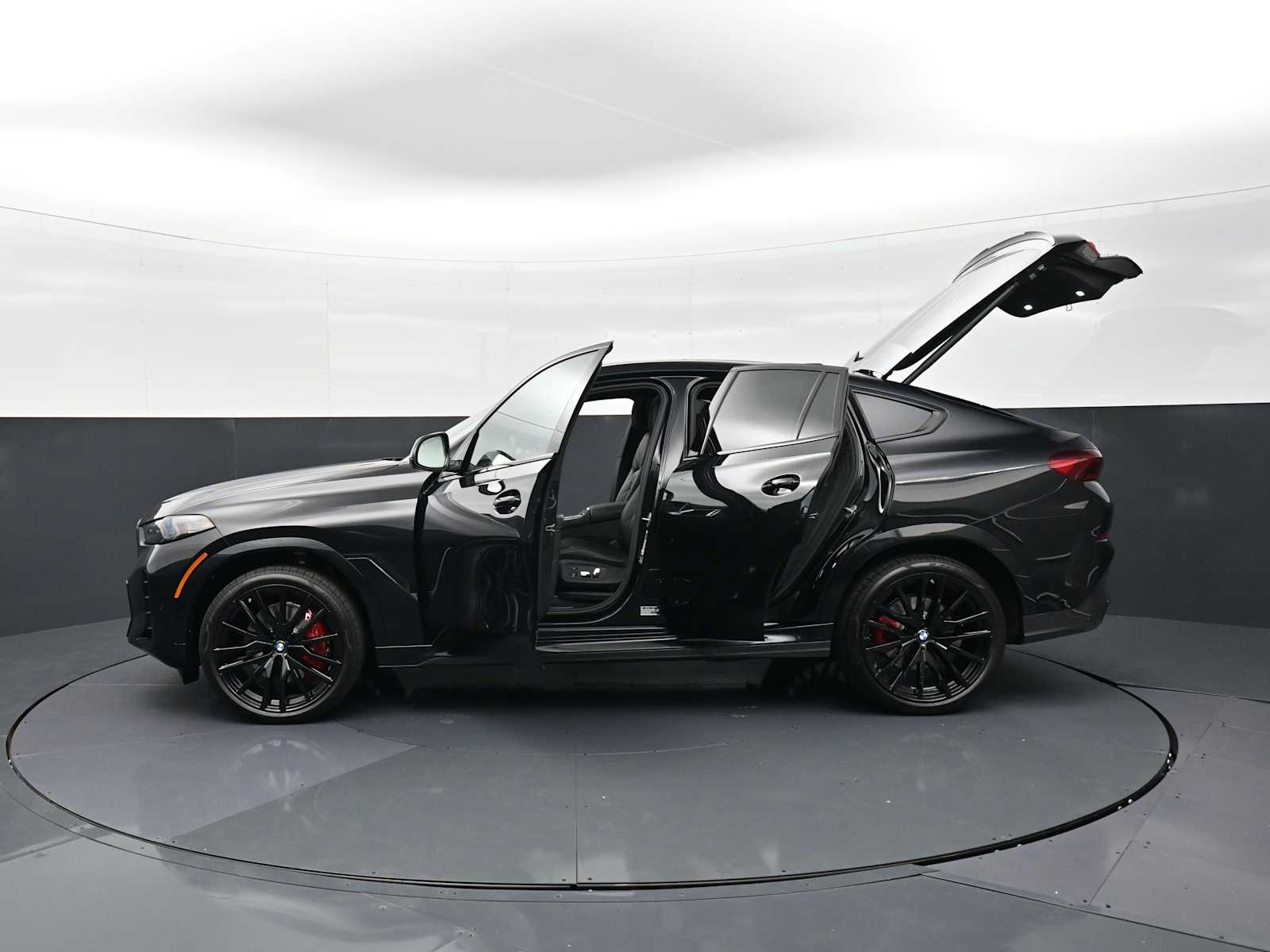 Thumbnail: 2026 BMW X6 - 35