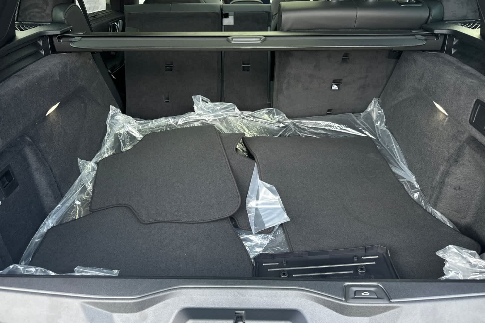 Thumbnail: 2026 BMW X5 - 17