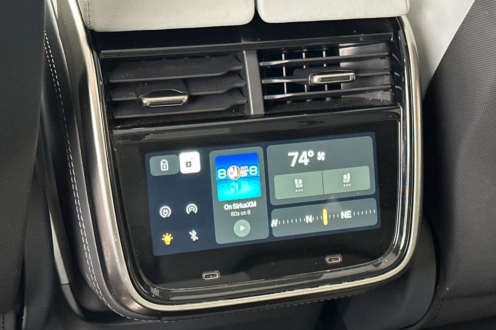 Thumbnail: 2023 Rivian R1S - 14