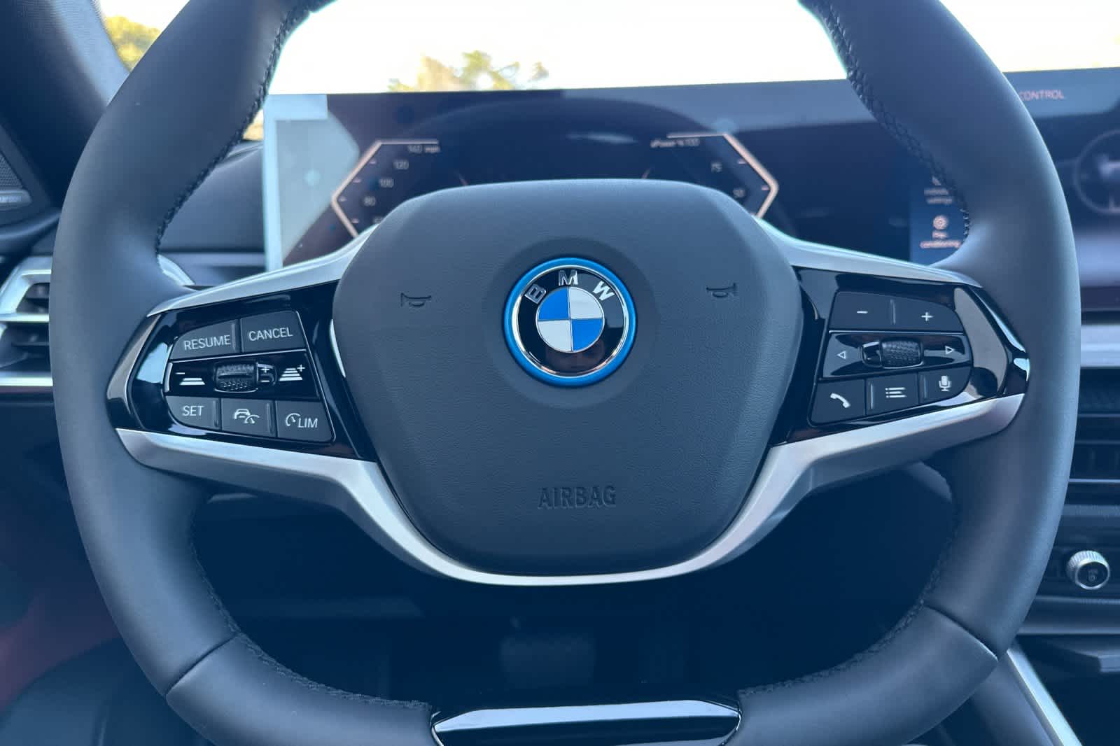 2025 BMW i4 eDrive40 26