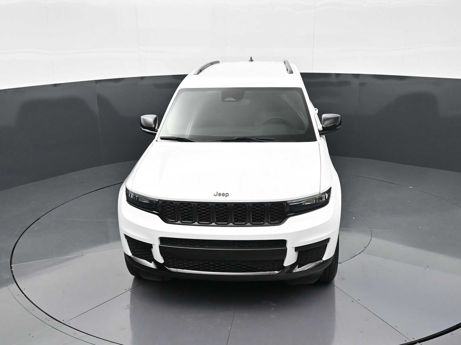 Thumbnail: 2024 Jeep Grand Cherokee L - 19