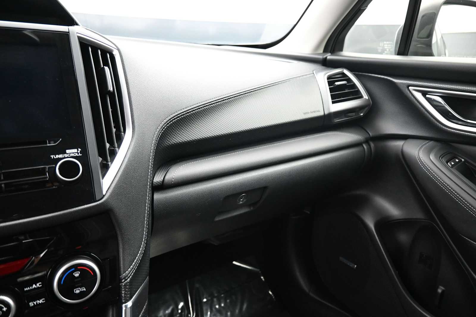 2020 Subaru Forester Touring - Photo 14