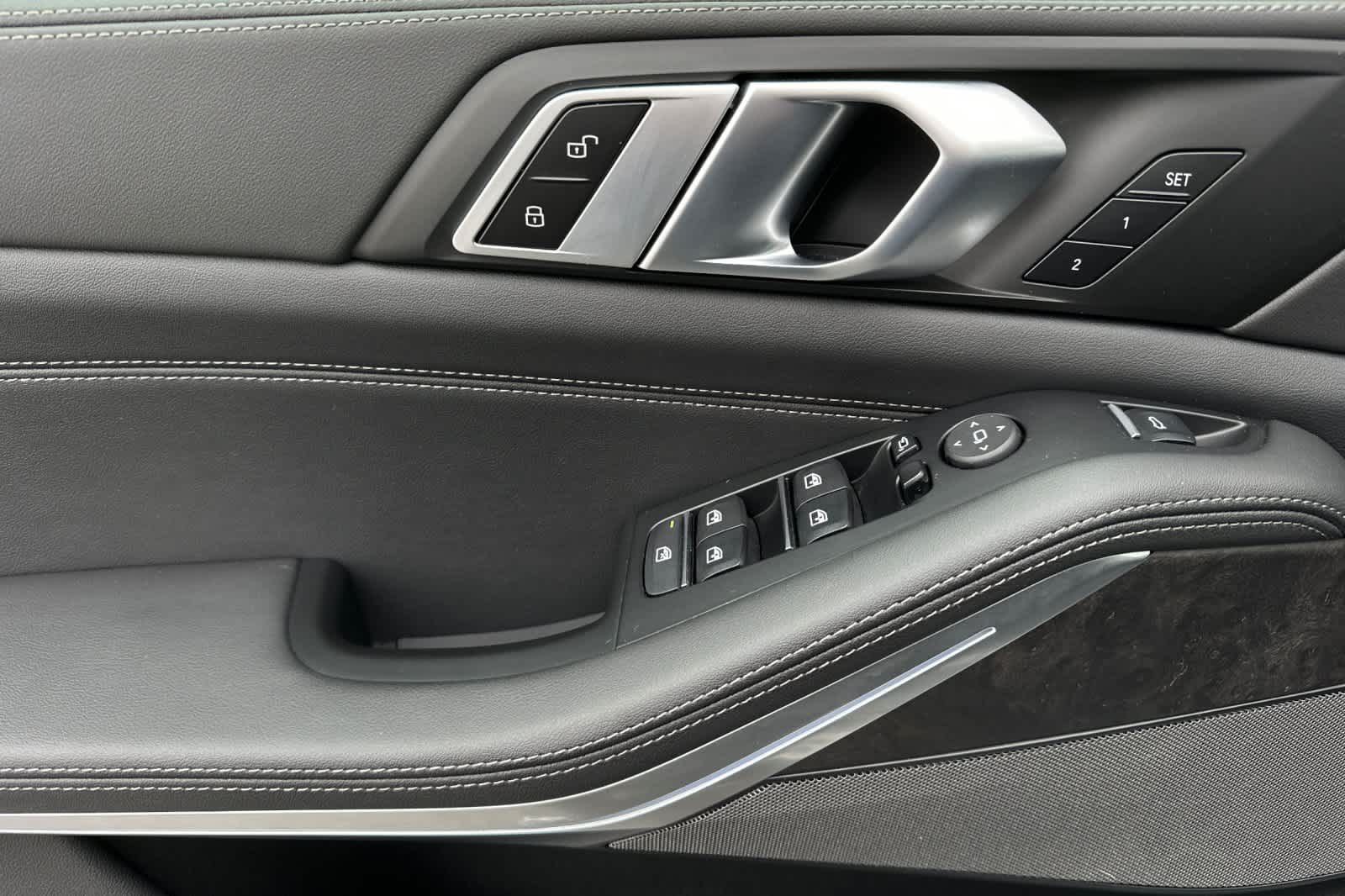 Thumbnail: 2025 BMW X5 - 12