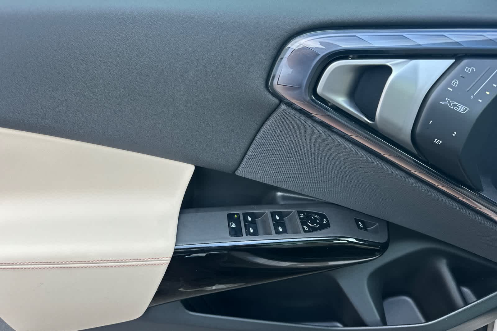 Thumbnail: 2026 BMW X3 - 13