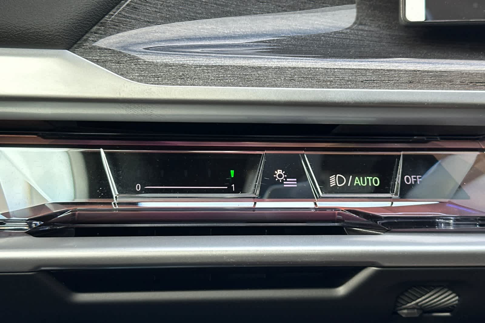 Thumbnail: 2025 BMW 7 Series - 30