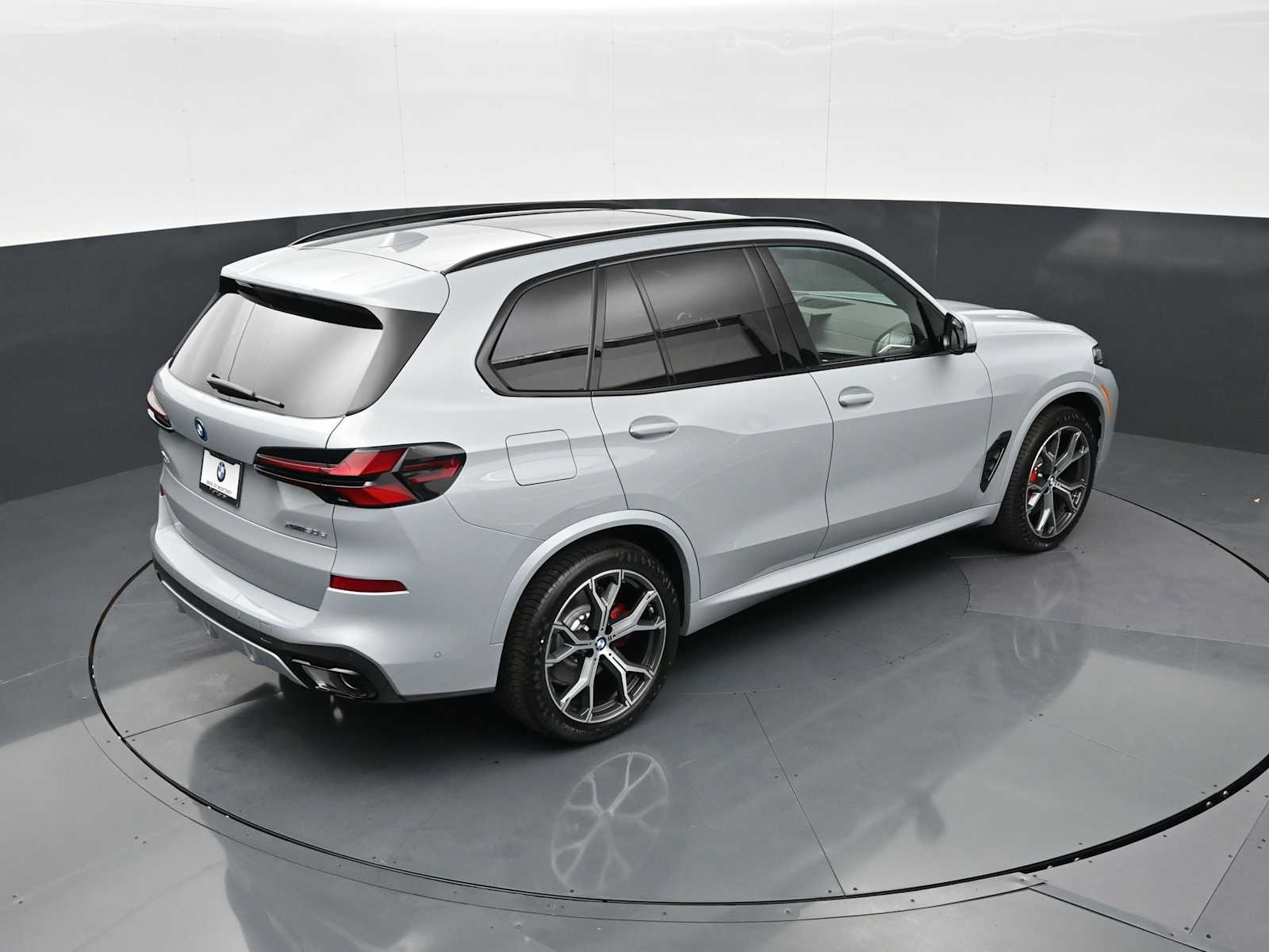 Thumbnail: 2026 BMW X5 - 21