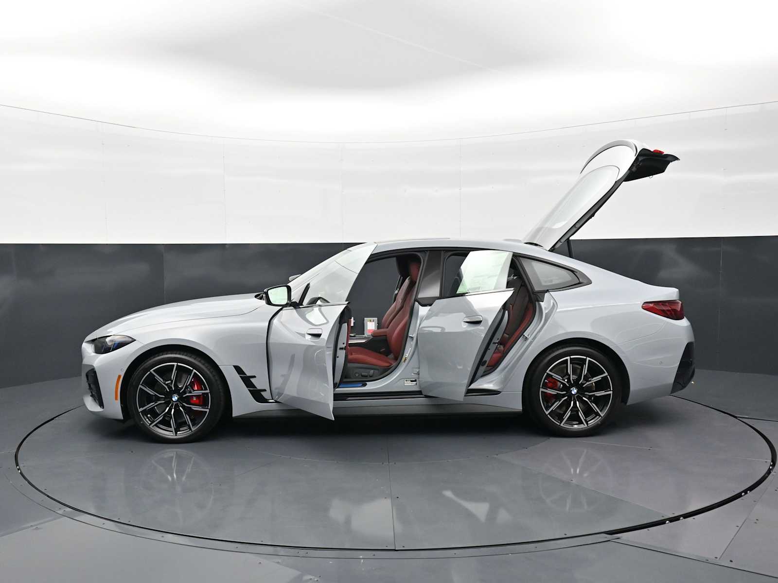 Thumbnail: 2026 BMW i4 - 36
