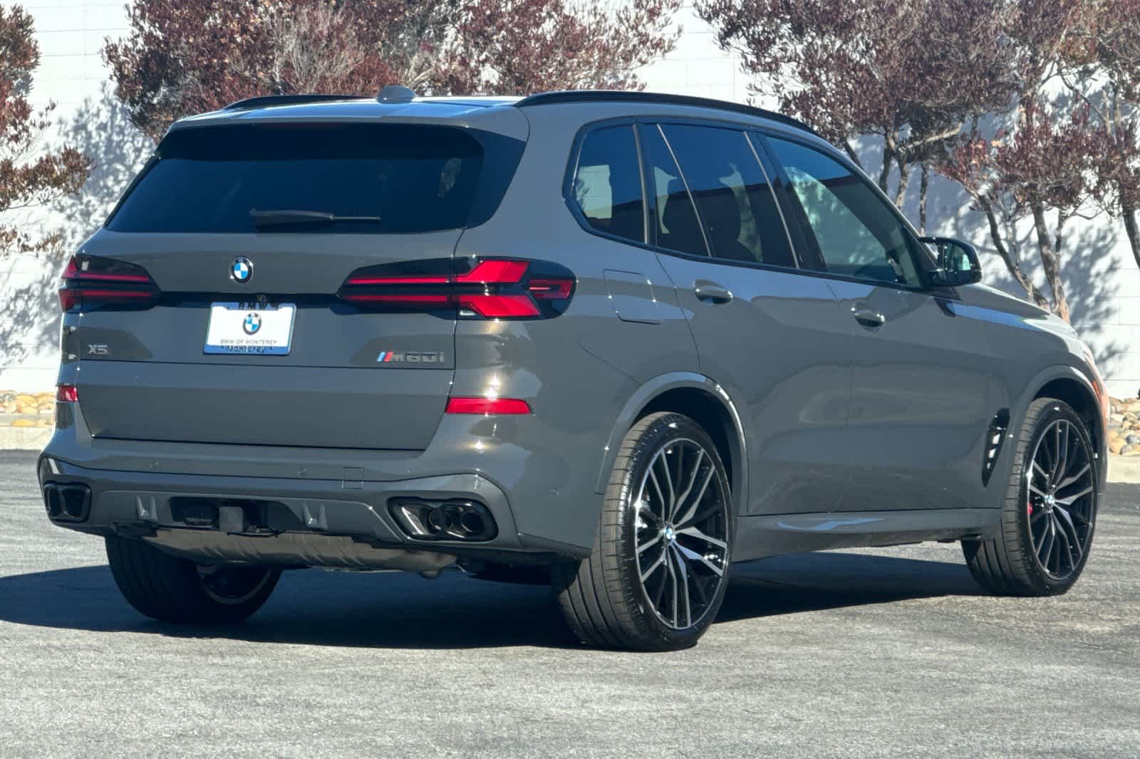 Thumbnail: 2026 BMW X5 - 2