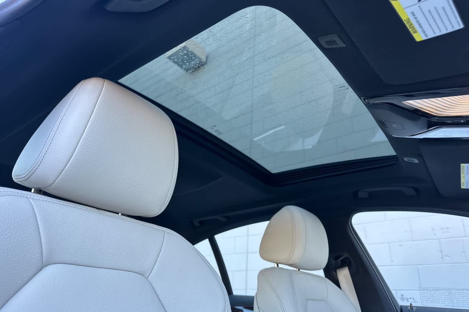 Thumbnail: 2023 BMW 5 Series - 17