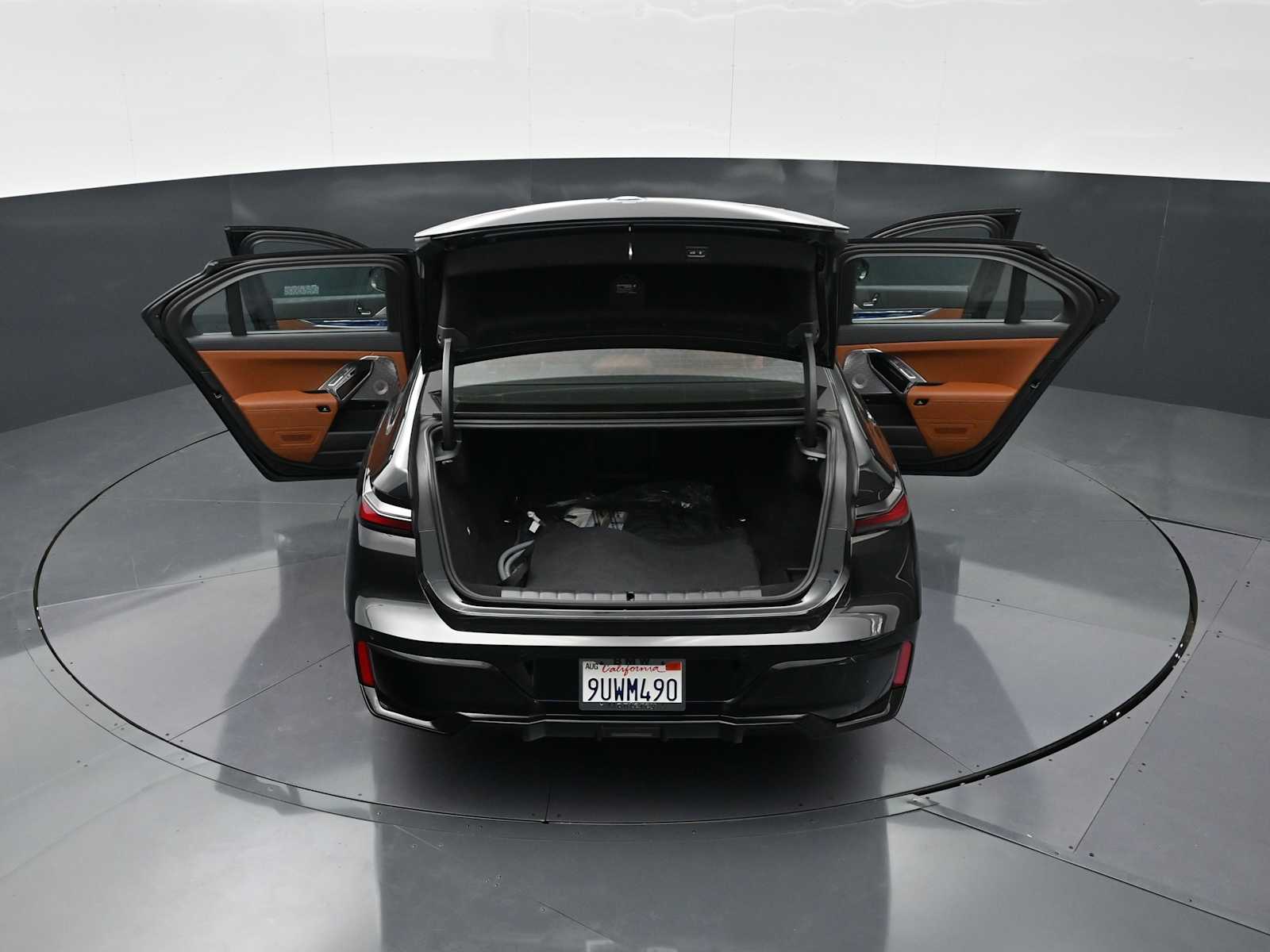 Thumbnail: 2025 BMW 7 Series - 32