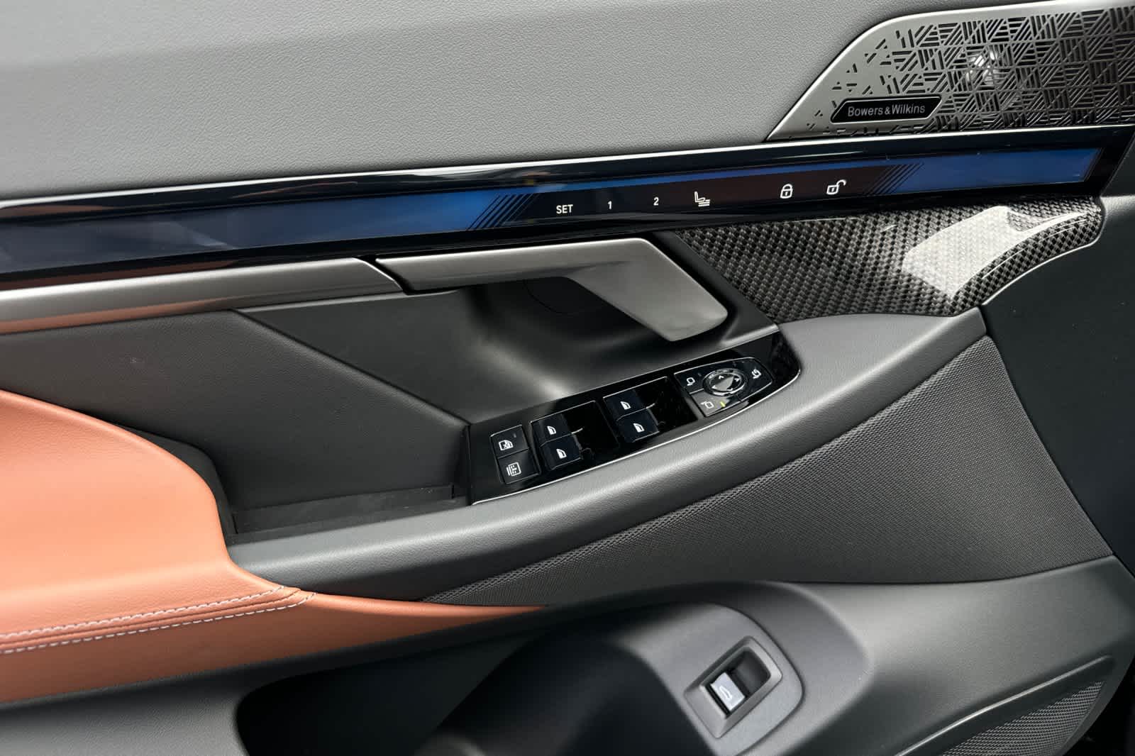 Thumbnail: 2025 BMW i5 - 13