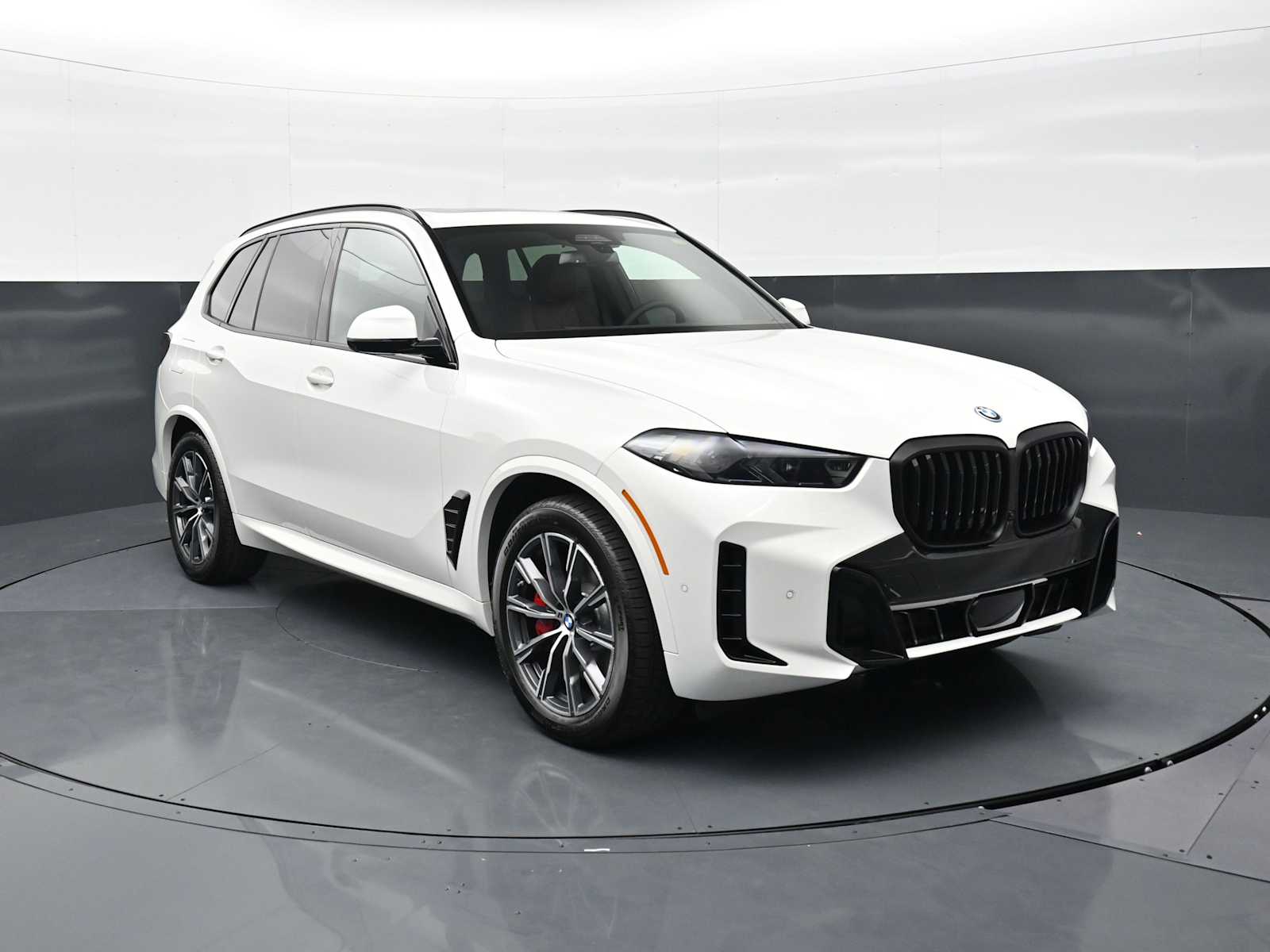 Thumbnail: 2026 BMW X5 - 3