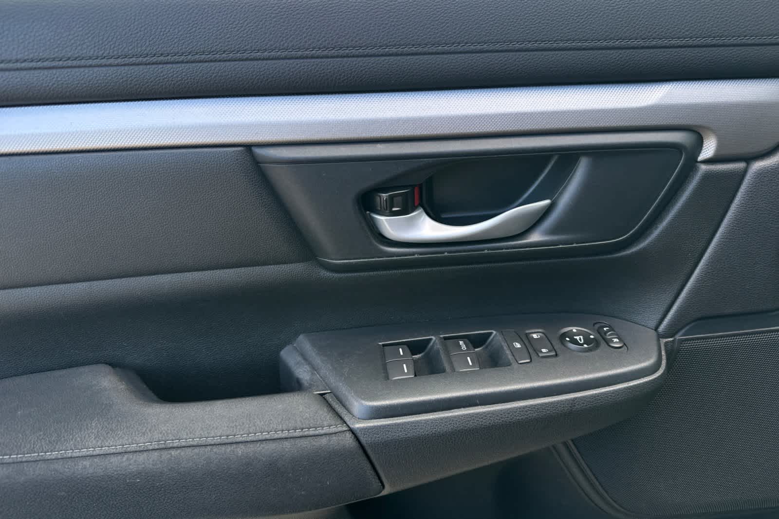 Thumbnail: 2017 Honda CR-V - 12