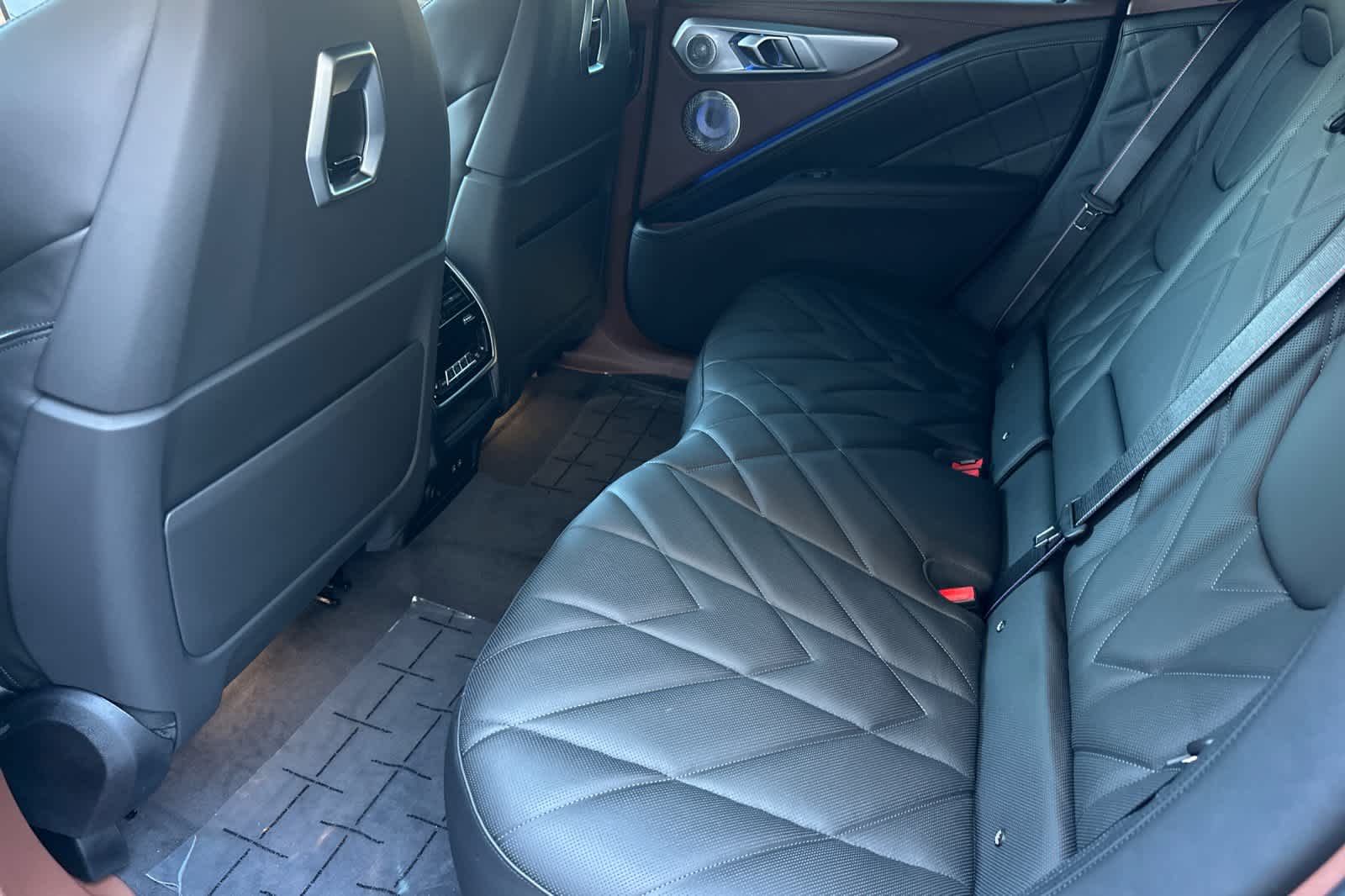 Thumbnail: 2026 BMW XM - 4